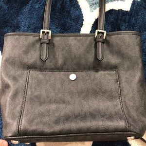 Michael Kors jet set tote
